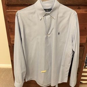 Men’s button up Ralph Lauren shirt, size large.